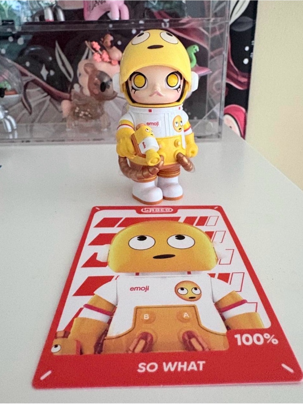 POP MART Mega Space Molly 100% Emoji Series - So What